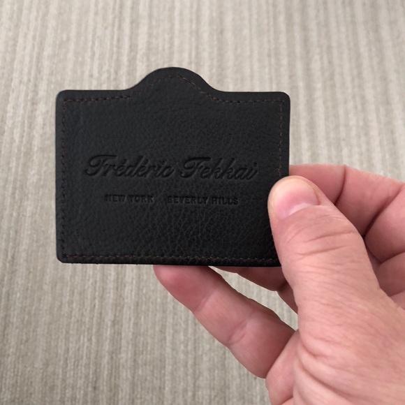 NWT Frederic Fekkai “Beauty Dopp Kit” in Brown. - Picture 6 of 8